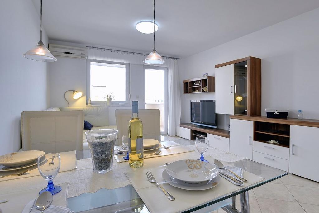 Apartment Frlan Ližnjan 外观 照片