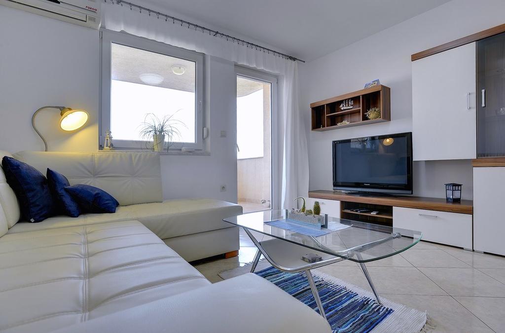 Apartment Frlan Ližnjan 外观 照片
