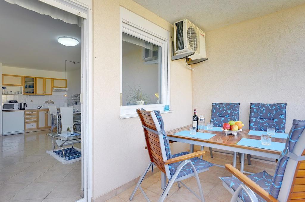 Apartment Frlan Ližnjan 外观 照片